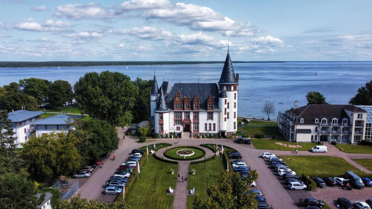Seehotel Schloss Клинк Екстериор снимка