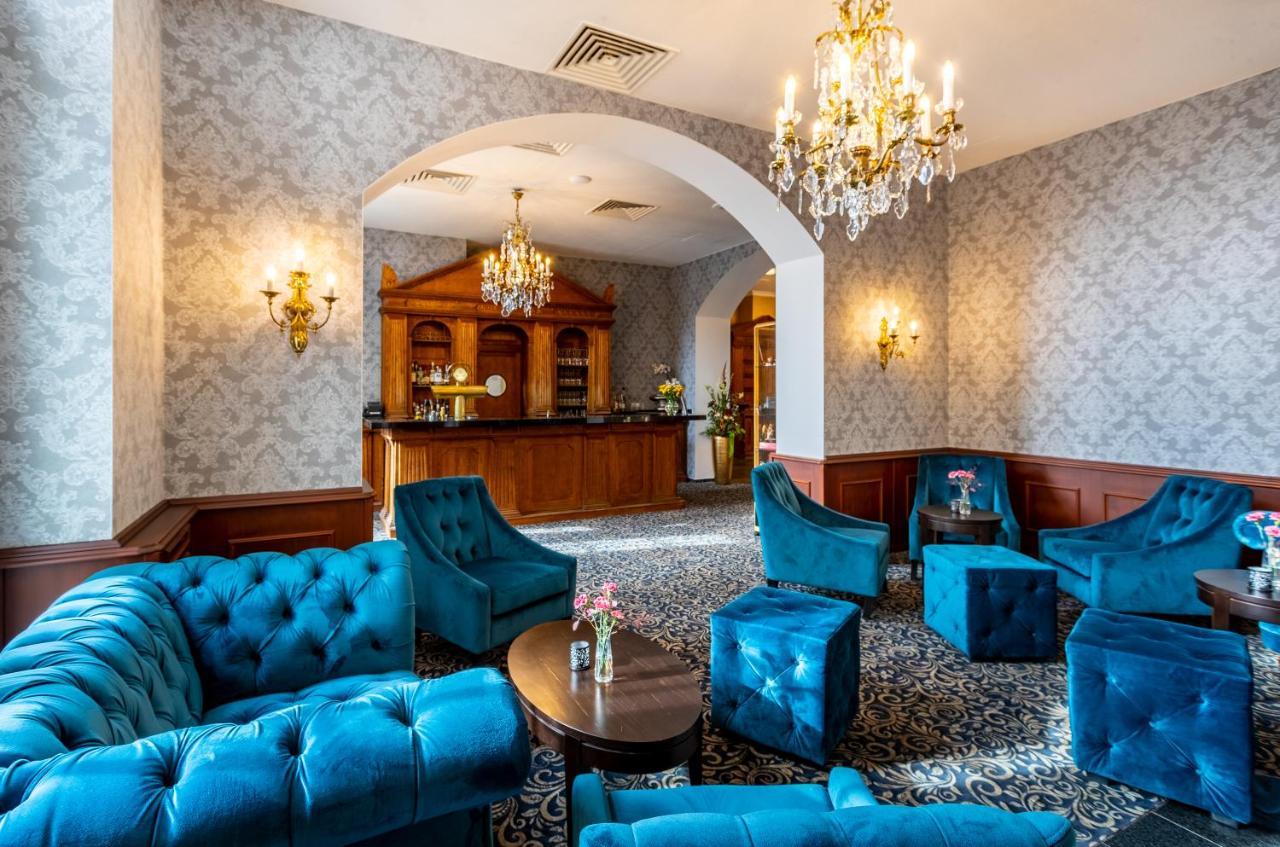 Seehotel Schloss Клинк Екстериор снимка