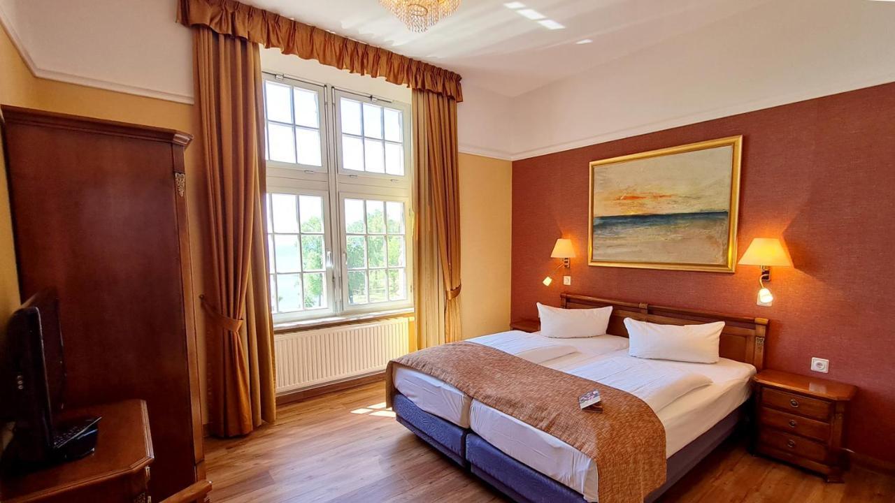 Seehotel Schloss Клинк Екстериор снимка