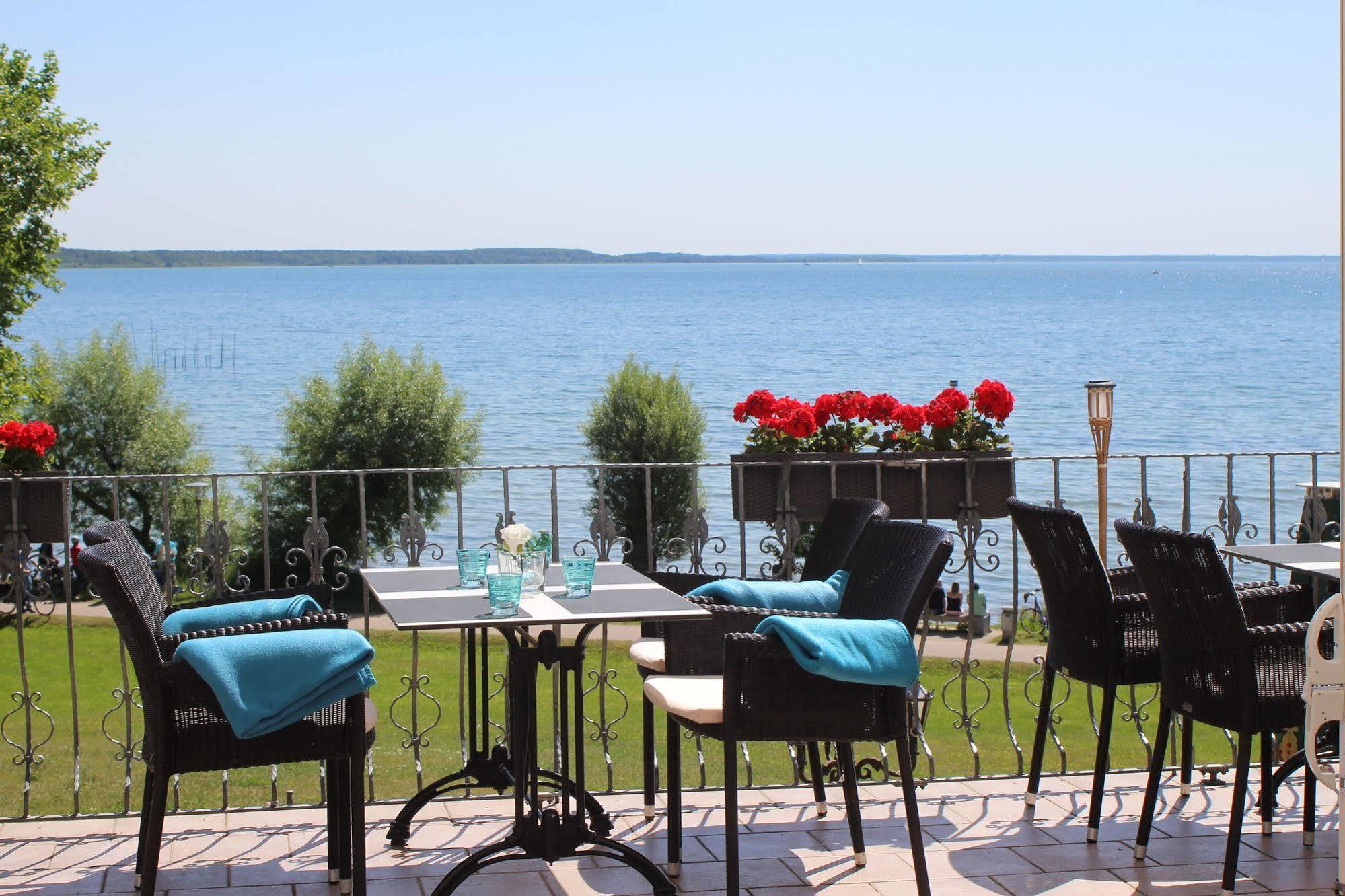 Seehotel Schloss Клинк Екстериор снимка